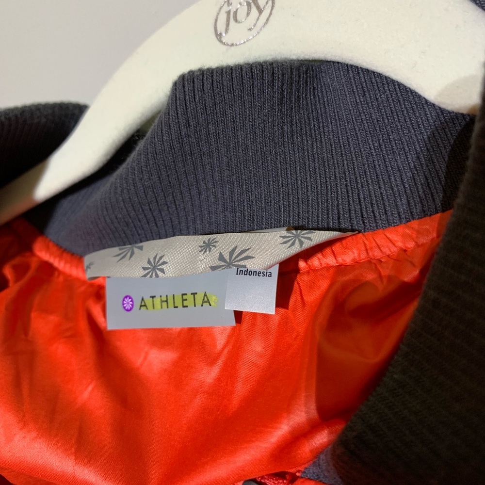 Athleta Dobby Down Bomber Jacket - Picture 4 of 6